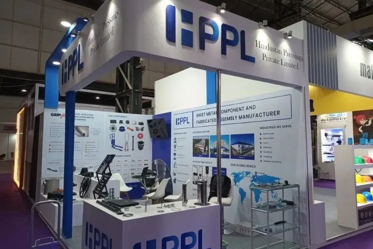 DWTC exhibition stand installation for Dubai Wood Show exhibitors